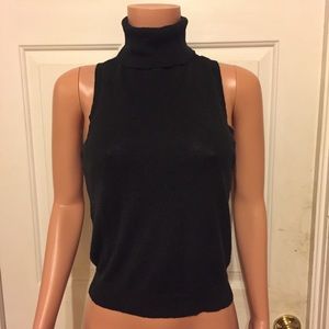 ❌SOLD❌ Isaac Mizrahi Black Sleeveless Turtleneck